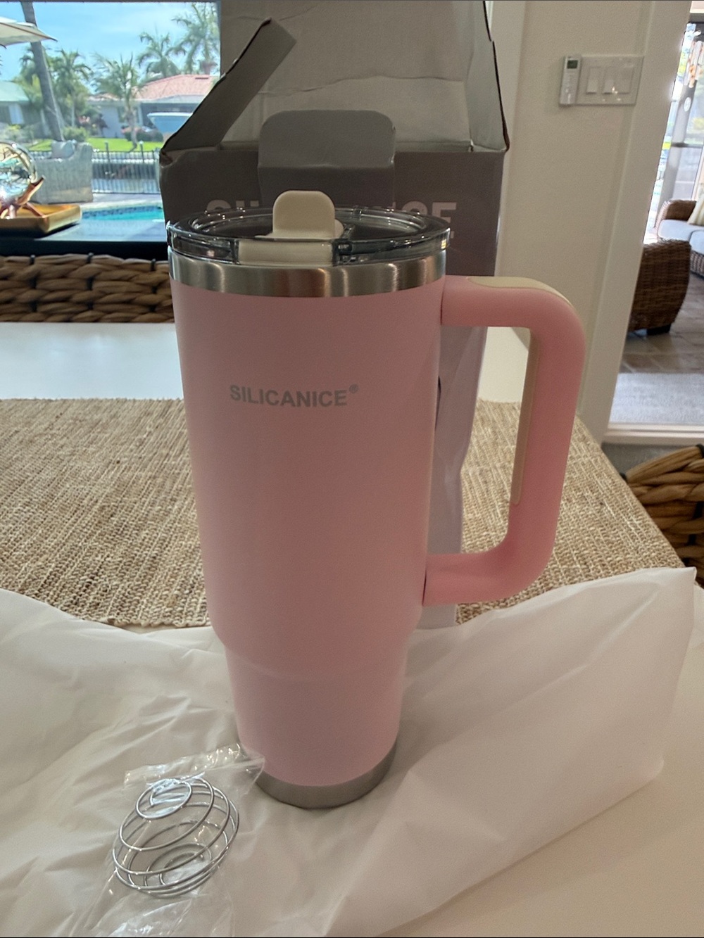 Silicanice Pink Insulated Travel Mug with Handle